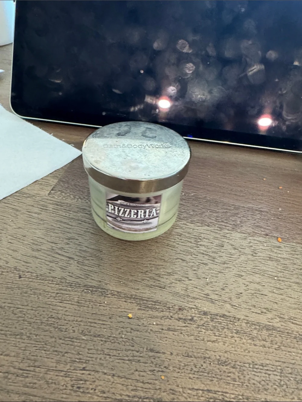 Bath & Body Works Pizzeria Candle - Cream with Silver Lid